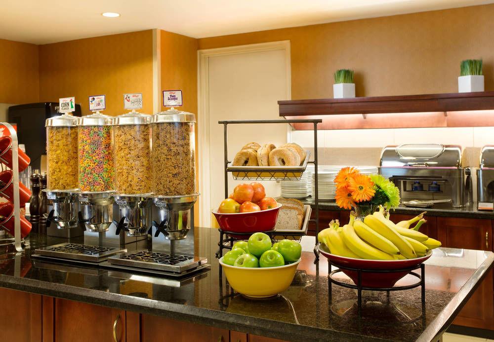 The Carleton Suite Hotel 오타와 외부 사진